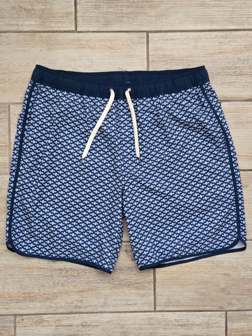 Fair Harbor Lined Swim Trunks Mens Geo Pattern Outer Drawstring Mesh Pockets XXL